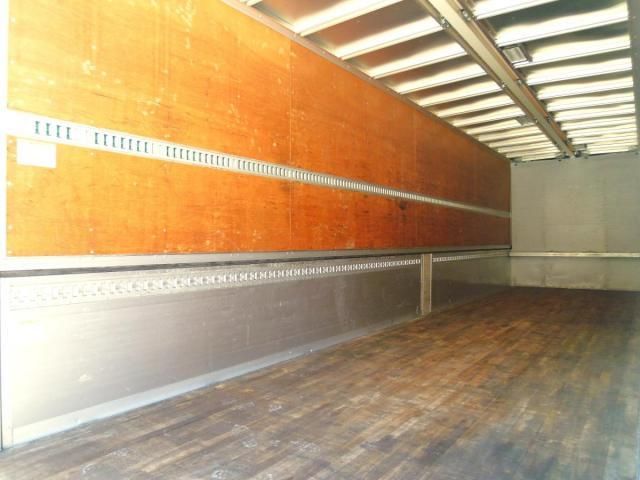 NISSAN DIESEL QUON 2018 Image 31