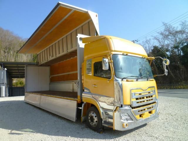 NISSAN DIESEL QUON 2018 Image 31