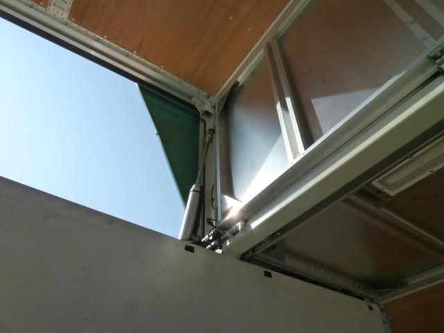 NISSAN DIESEL QUON 2018 Image 31