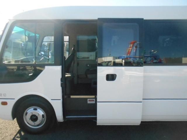 MITSUBISHI ROSA 2015 Image 31