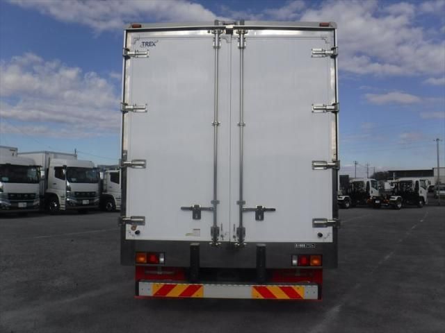 MITSUBISHI FUSOU FIGHTER 2023 Image 31