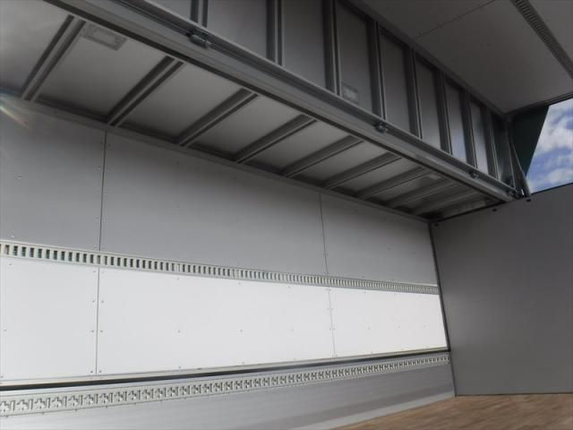 MITSUBISHI FUSOU FIGHTER 2023 Image 31