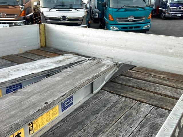 MITSUBISHI FUSOU SUPER GREAT 2018 Image 31