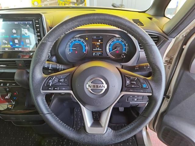 NISSAN ROOX 2023 Image 31