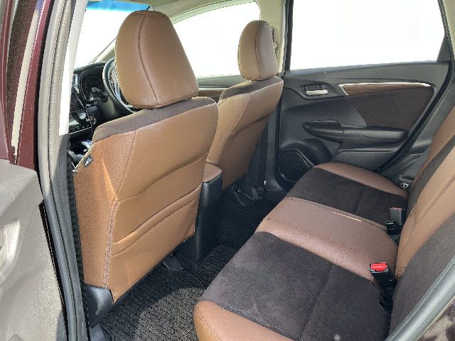 HONDA SHUTTLE HYBRID 2016 Image 31