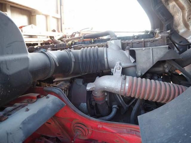 MITSUBISHI FUSOU SUPER GREAT 2012 Image 31