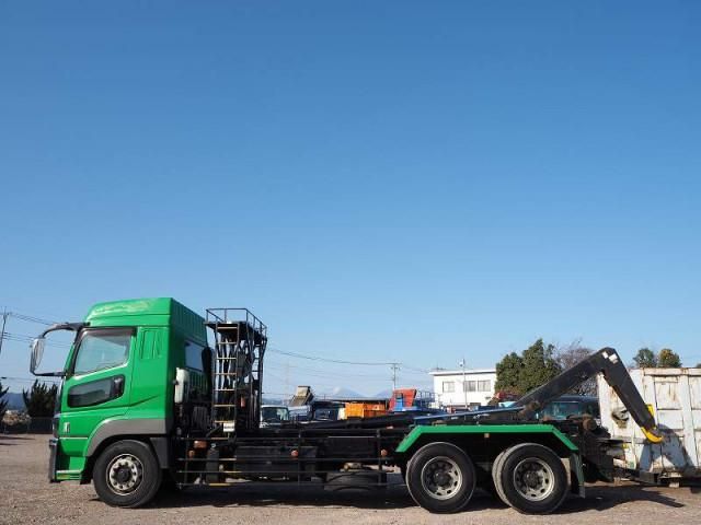 MITSUBISHI FUSOU SUPER GREAT 2015 Image 31