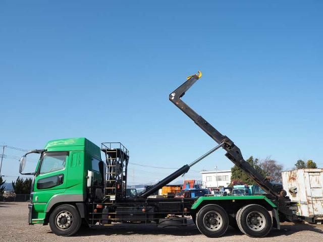 MITSUBISHI FUSOU SUPER GREAT 2015 Image 31