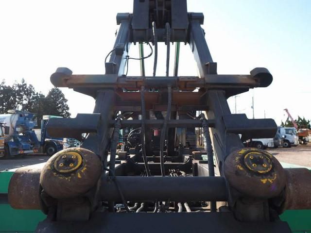 MITSUBISHI FUSOU SUPER GREAT 2015 Image 31