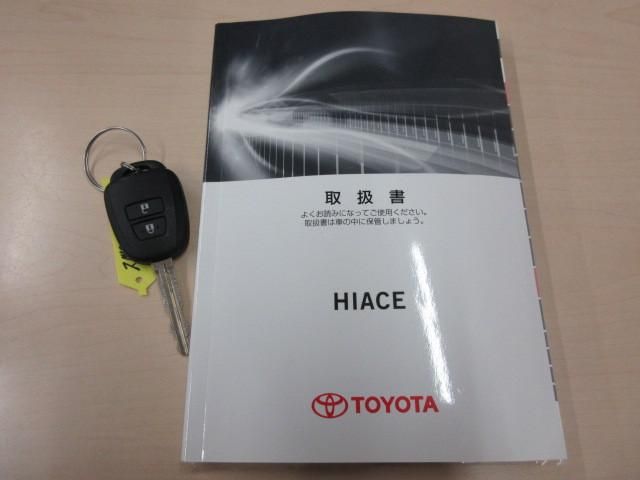 TOYOTA HIACE VAN 2WD 2020 Image 31