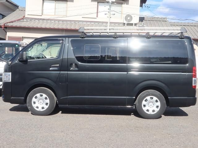 TOYOTA HIACE VAN 2WD 2020 Image 31