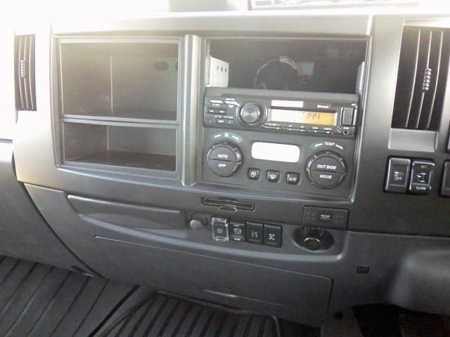 ISUZU FORWARD 2022 Image 31