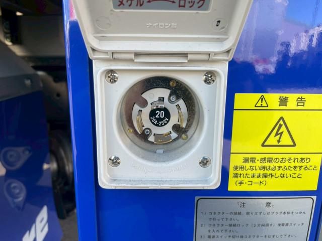 MITSUBISHI CANTER 2024 Image 31