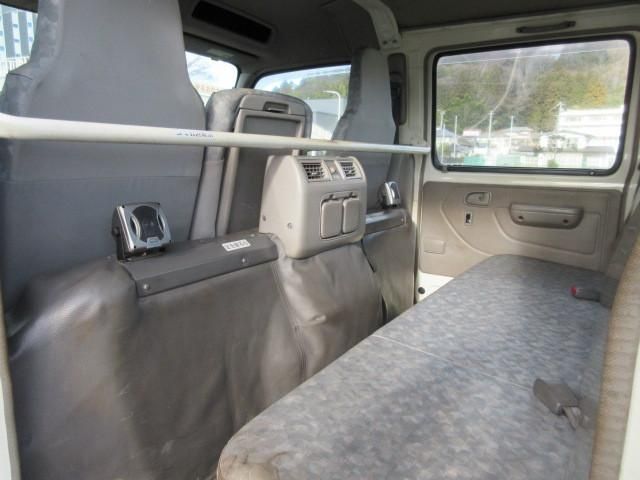 TOYOTA DYNA 2010 Image 31