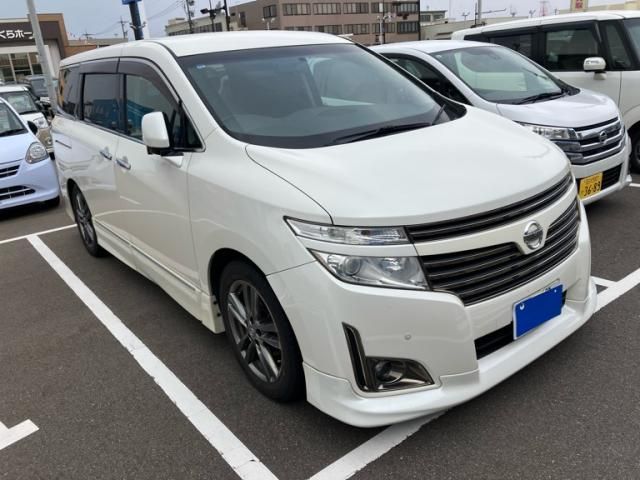 NISSAN ELGRAND 2011 Image 31