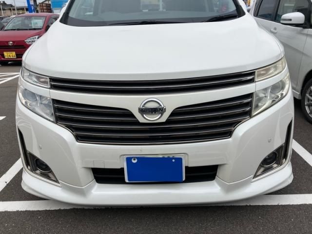 NISSAN ELGRAND 2011 Image 31