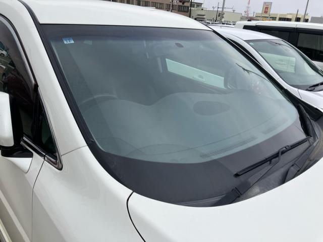 NISSAN ELGRAND 2011 Image 31