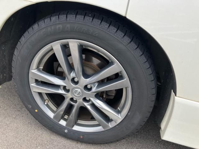 NISSAN ELGRAND 2011 Image 31