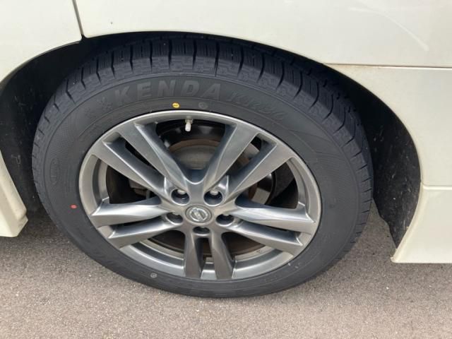 NISSAN ELGRAND 2011 Image 31