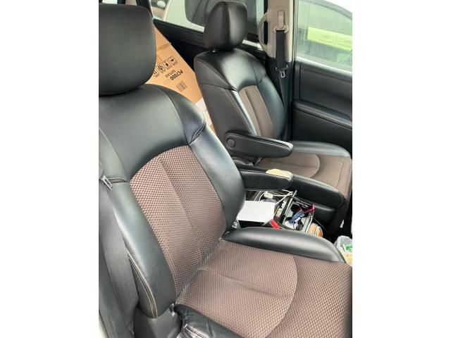 NISSAN ELGRAND 2011 Image 31