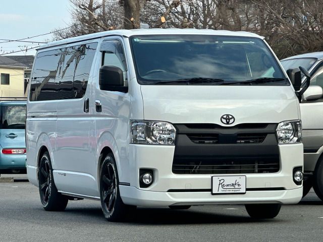 TOYOTA HIACE VAN 2WD 2022 Image 31