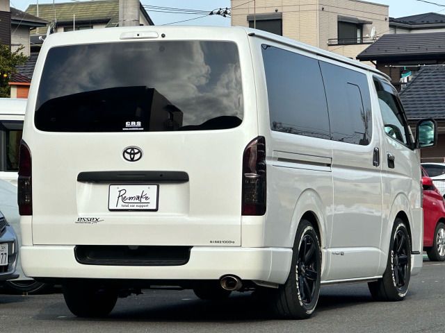 TOYOTA HIACE VAN 2WD 2022 Image 31