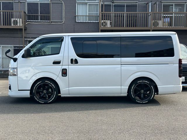 TOYOTA HIACE VAN 2WD 2022 Image 31