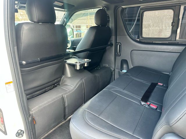 TOYOTA HIACE VAN 2WD 2022 Image 31