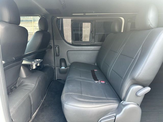 TOYOTA HIACE VAN 2WD 2022 Image 31