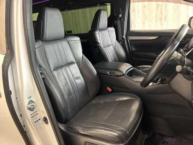 TOYOTA ALPHARD HYBRID 4WD 2018 Image 31