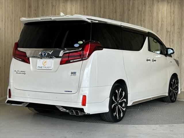 TOYOTA ALPHARD HYBRID 4WD 2018 Image 31