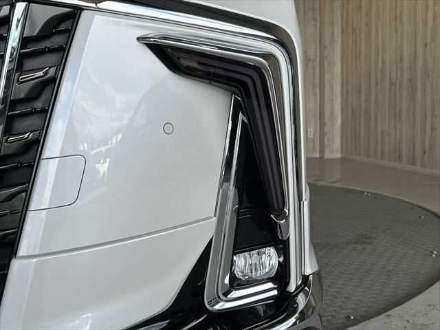 TOYOTA ALPHARD HYBRID 4WD 2018 Image 31