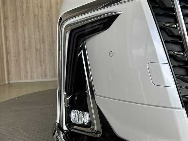 TOYOTA ALPHARD HYBRID 4WD 2018 Image 31