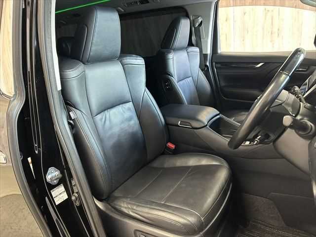 TOYOTA VELLFIRE 2018 Image 31