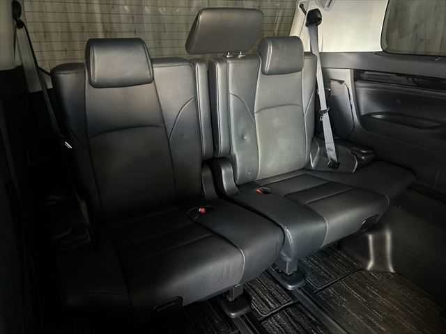 TOYOTA VELLFIRE 2018 Image 31