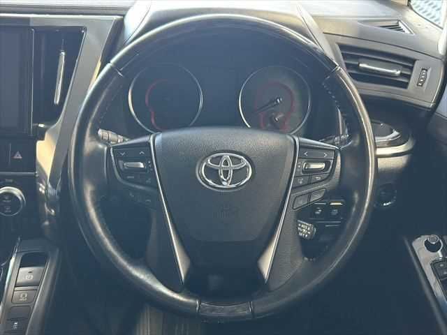 TOYOTA VELLFIRE 2018 Image 31