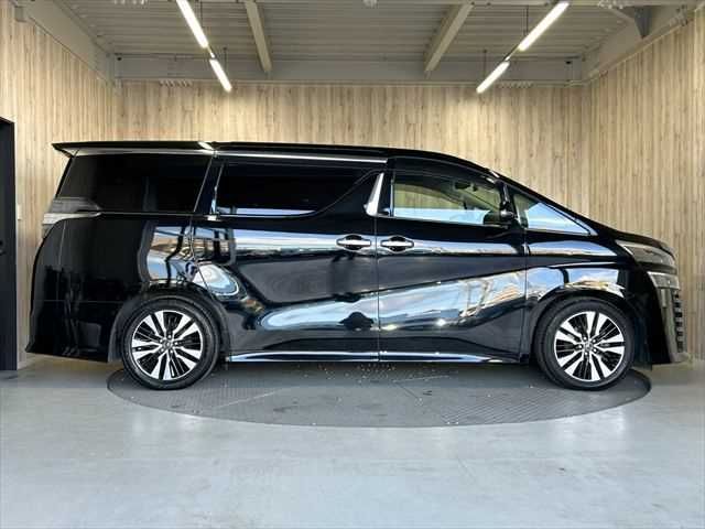 TOYOTA VELLFIRE 2018 Image 31