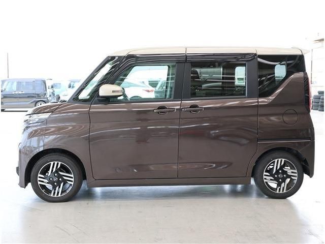 NISSAN ROOX 2024 Image 31