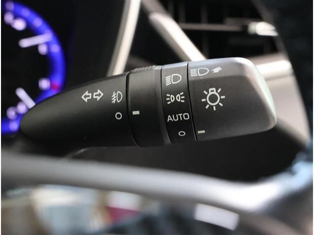 TOYOTA COROLLA SPORT 2018 Image 31