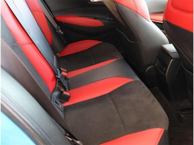 TOYOTA COROLLA SPORT 2018 Image 31