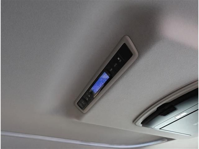 TOYOTA ALPHARD 2017 Image 31