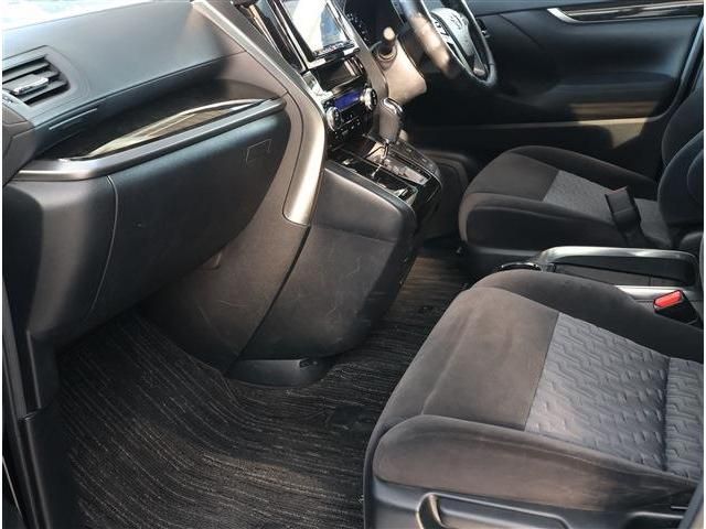 TOYOTA ALPHARD 2017 Image 31