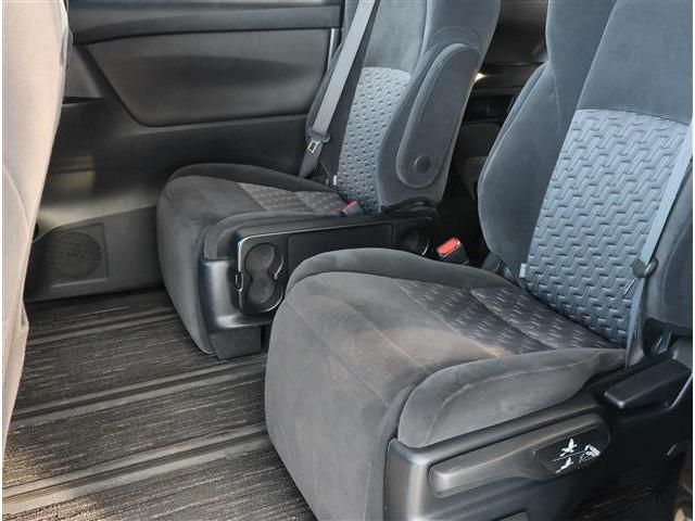 TOYOTA ALPHARD 2017 Image 31