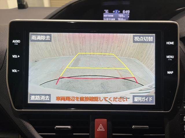 TOYOTA NOAH HYBRID 2018 Image 31