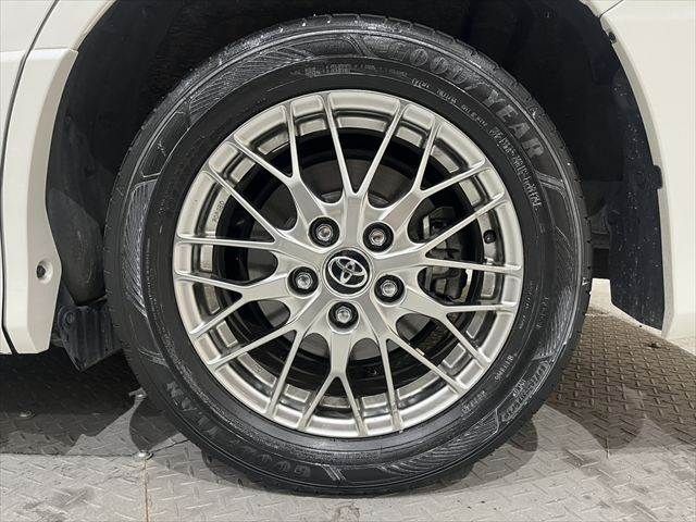 TOYOTA NOAH HYBRID 2018 Image 31