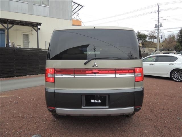 MITSUBISHI DELICA D:5 4WD 2008 Image 31