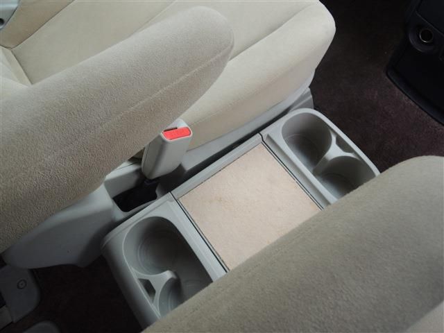 MITSUBISHI DELICA D:5 4WD 2008 Image 31