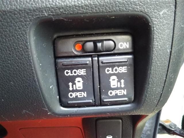 HONDA N BOX CUSTOM 2012 Image 31