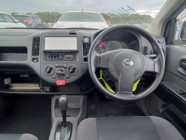 NISSAN AD 2016 Image 31