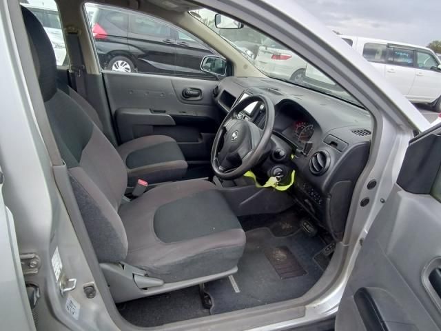 NISSAN AD 2016 Image 31